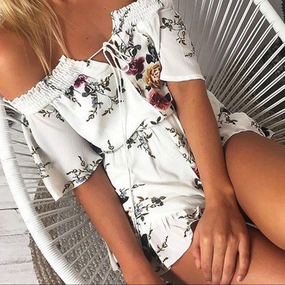 Cottage Floral Off Shoulder Ruffled Tie Front Romper - Picture 2 of 7